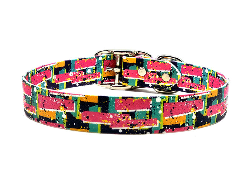 Grafitti Street No-Stink Waterproof Collar