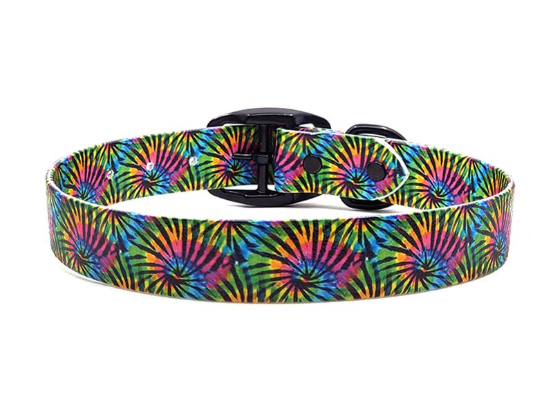 Tie Dye Stripes No-Stink Waterproof Collar