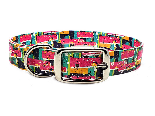 Grafitti Street No-Stink Waterproof Collar